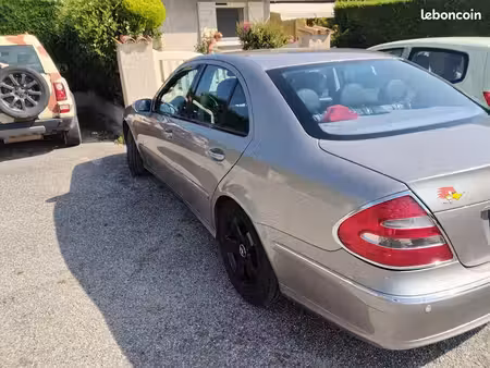 Mercedes-Benz Classe E E 220 2.2 CDI 150