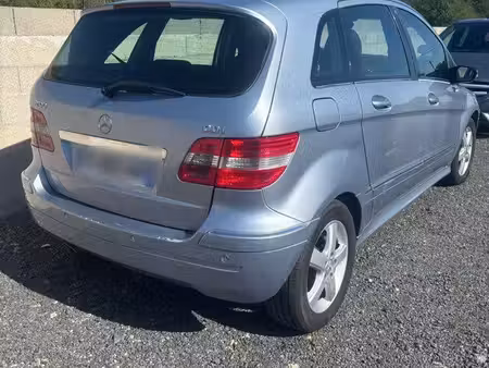 Mercedes-Benz Classe B B 200