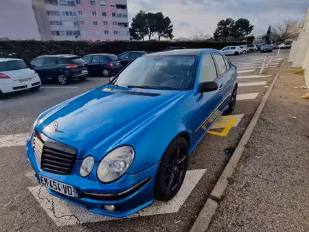 Mercedes-Benz Classe E E 320