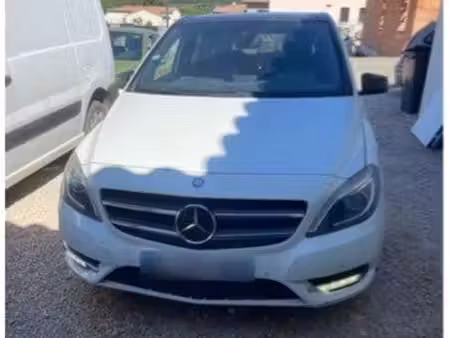 Mercedes-Benz Classe B B 200 2.0 136