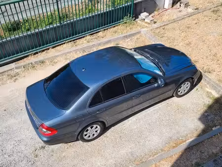 Mercedes-Benz Classe E E 200