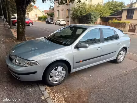 Renault Laguna 1.9 dCi 110