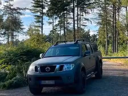 Nissan Navara Double Cab 2.5 dCi 190 Le 4x4