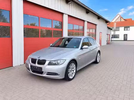 BMW Série 3 330i 3.0 258