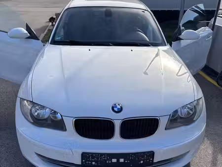 BMW Série 1 118i 2.0 143