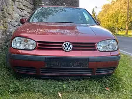 Volkswagen Golf 1.4 75