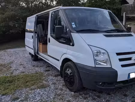 Ford Transit 2.2 TDCi 125