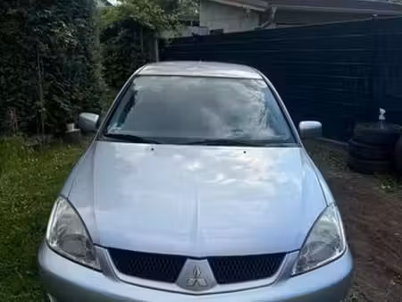 Mitsubishi Lancer 1.6 Invite 4x4