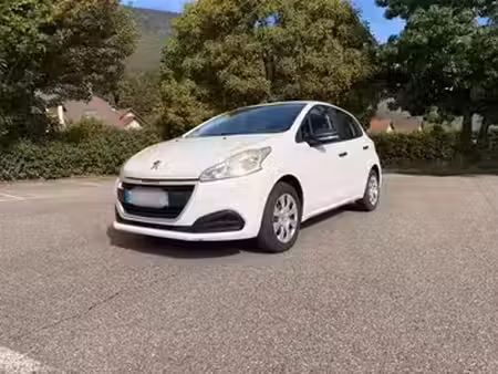 Peugeot 208 1.6 HDi 75 Access
