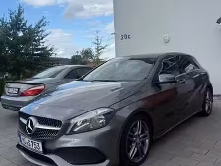 Mercedes-Benz Classe A A 180 1.6 122 AMG Line