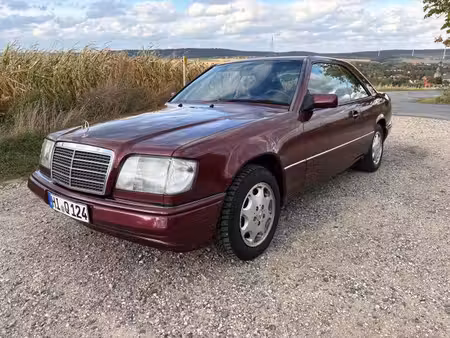 Mercedes-Benz Classe E E 200 136 Elegance
