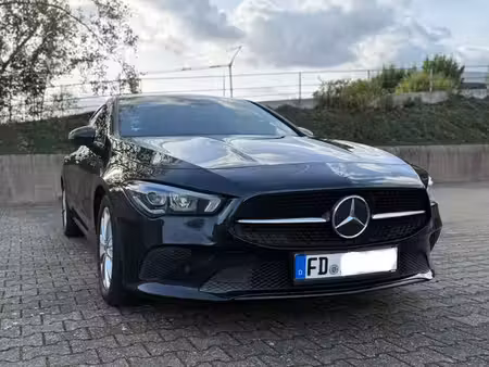 Mercedes-Benz CLA 180 1.5 116
