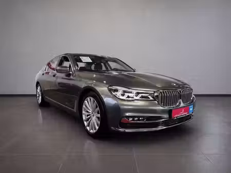 BMW Série 7 730d 3.0 265