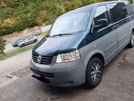 Volkswagen Transporter T5 2.5 TDI 174