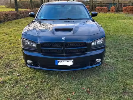 Dodge Charger V8 6.1