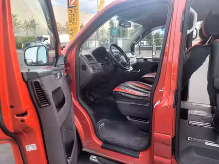 Volkswagen Transporter T5 2.5 TDI 174