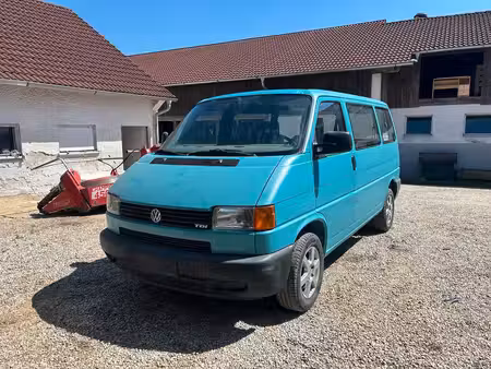 Volkswagen Transporter T4 2.5 TDI 88