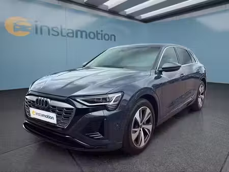 Audi Q8 50 340 S line quattro