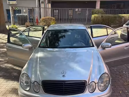 Mercedes-Benz Classe E E 200