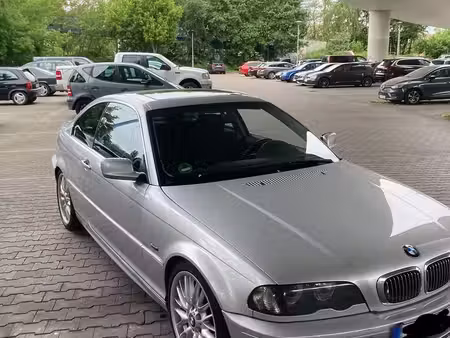 BMW Série 3 320i 2.2 170