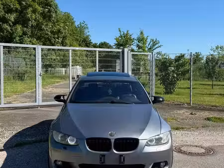 BMW Série 3 325d