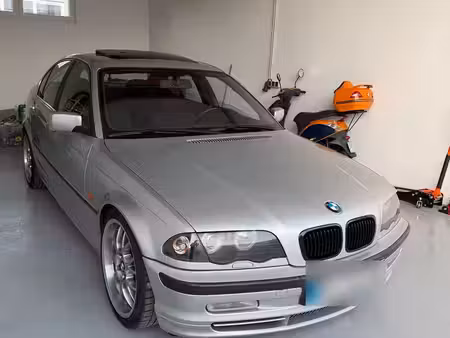 BMW Série 3 330i 3.0 231
