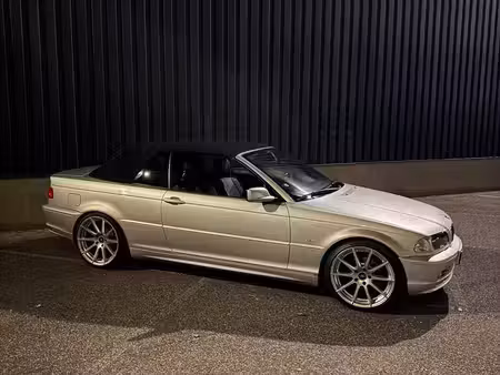 BMW Série 3 318i 2.0 143