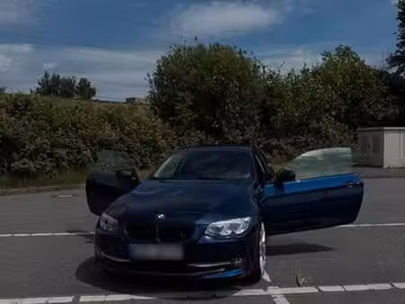 BMW Série 3 320i 2.2 170