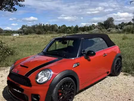 Mini Cabrio John Cooper Works 1.6 211