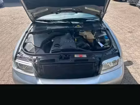 Audi A4 1.6 101