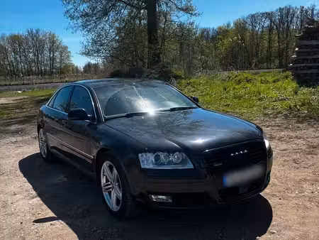 Audi A8 V6 3.0 TDI 233 quattro