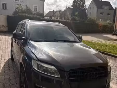 Audi Q7 quattro