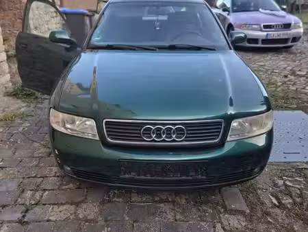 Audi A4 1.8 125