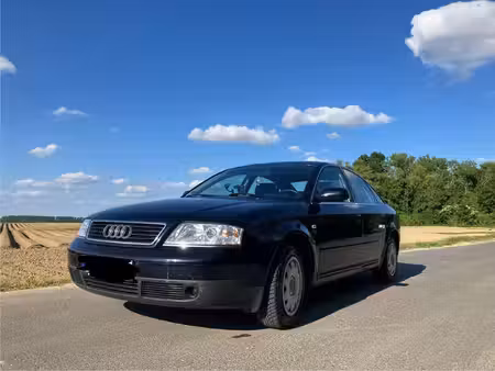 Audi A6 V6 2.4 165