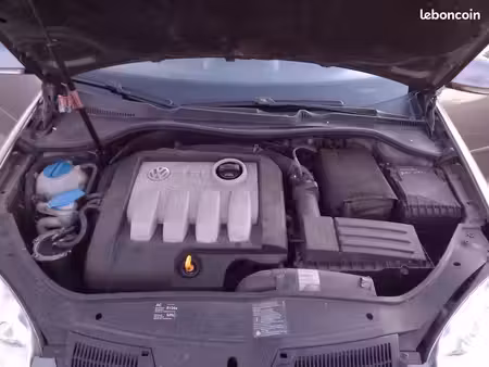 Volkswagen Golf 1.9 TDI 105