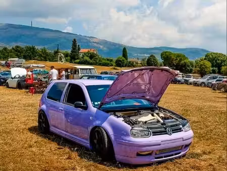 Volkswagen Golf 1.9 TDI 100