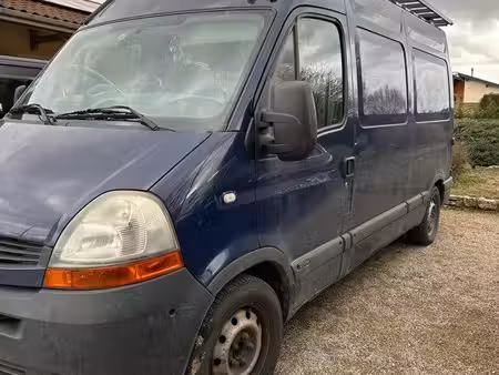 Renault Master 2.5 dCi 100