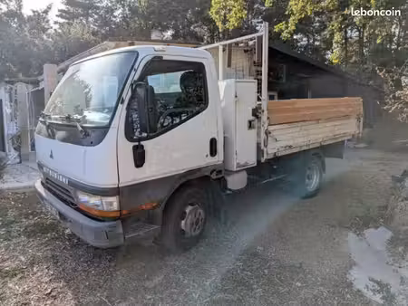 Mitsubishi Canter 