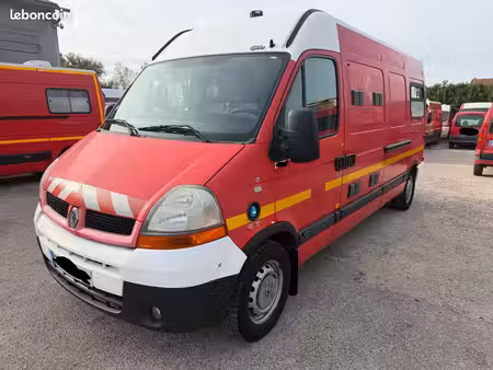 Renault Master 2.5 dCi 120