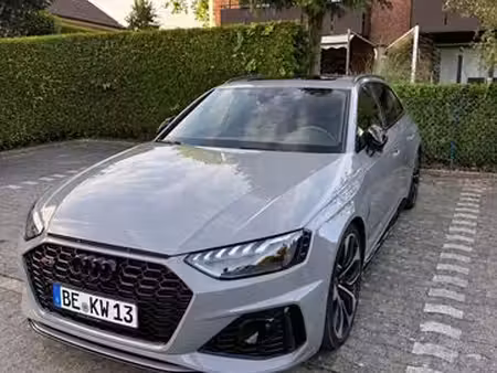 Audi A4 RS4 V6 2.9 TDI 150