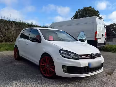 Volkswagen Golf GTI 2.0