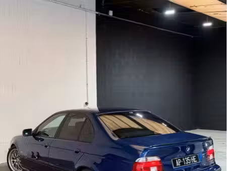 BMW Série 5 535i 3.5 235