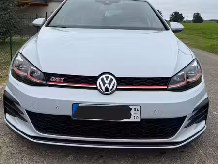 Volkswagen Golf GTI 2.0