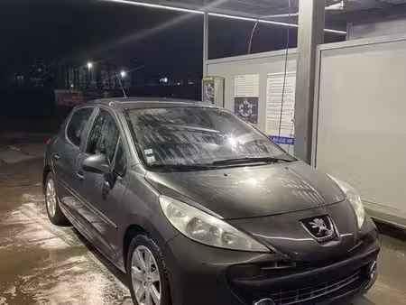 Peugeot 207 1.6 HDi 110