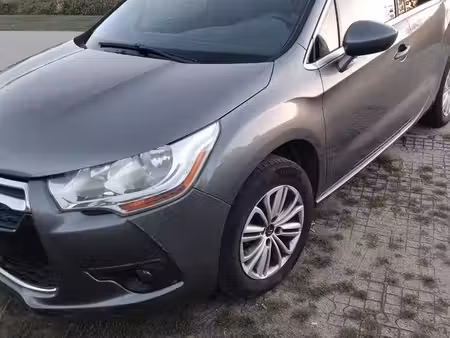 DS 4 1.6 HDi 115