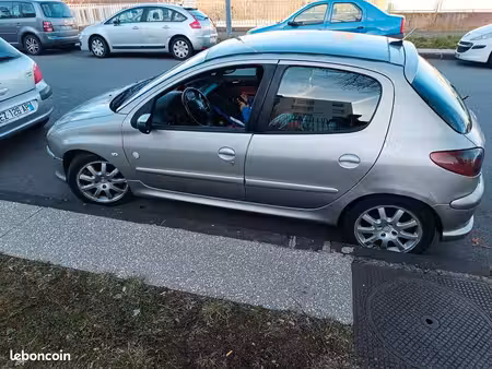 Peugeot 206 1.6 HDi 110