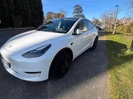 Tesla Model Y Grande Autonomie 4x4