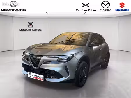 Alfa Romeo Junior Ibrida 1.2 145