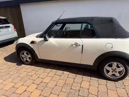 Mini Cabrio Cooper 1.6 120