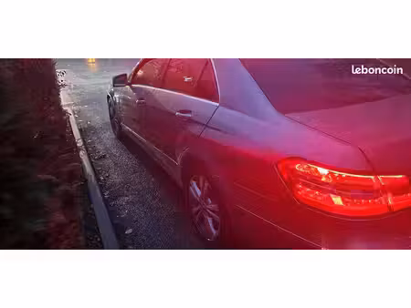 Mercedes-Benz Classe E E 220 2.1 170